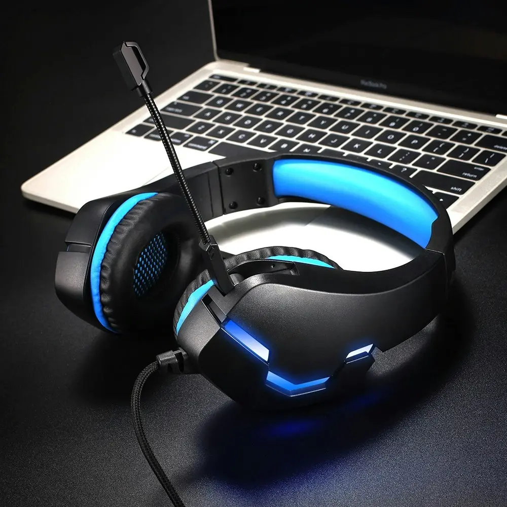 Head-mounted wired headset luminous gaming headset