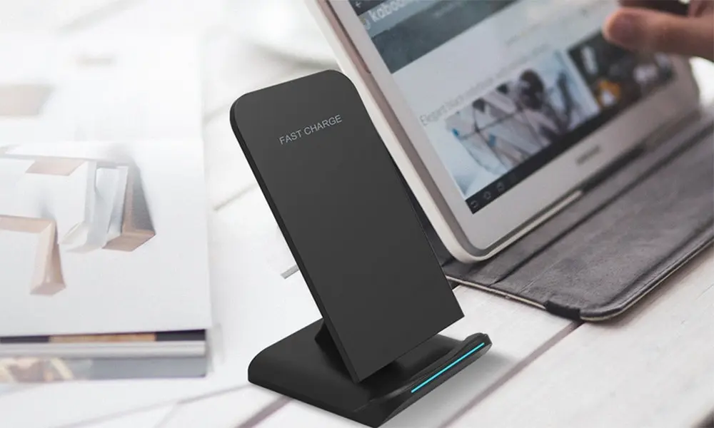 Fast Wireless Charger Stand for Samsung, Iphone 12/13/14 and Smartphones