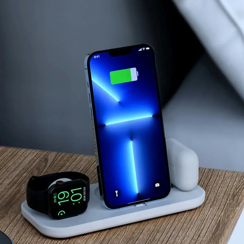 3-in-1 Foldable Charging Station For iPhone, iWatch And Airpods