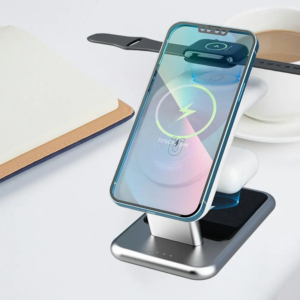 15W Multifunctional Magnetic Desktop 3 In 1 Wireless Charger Suitable For iPhone