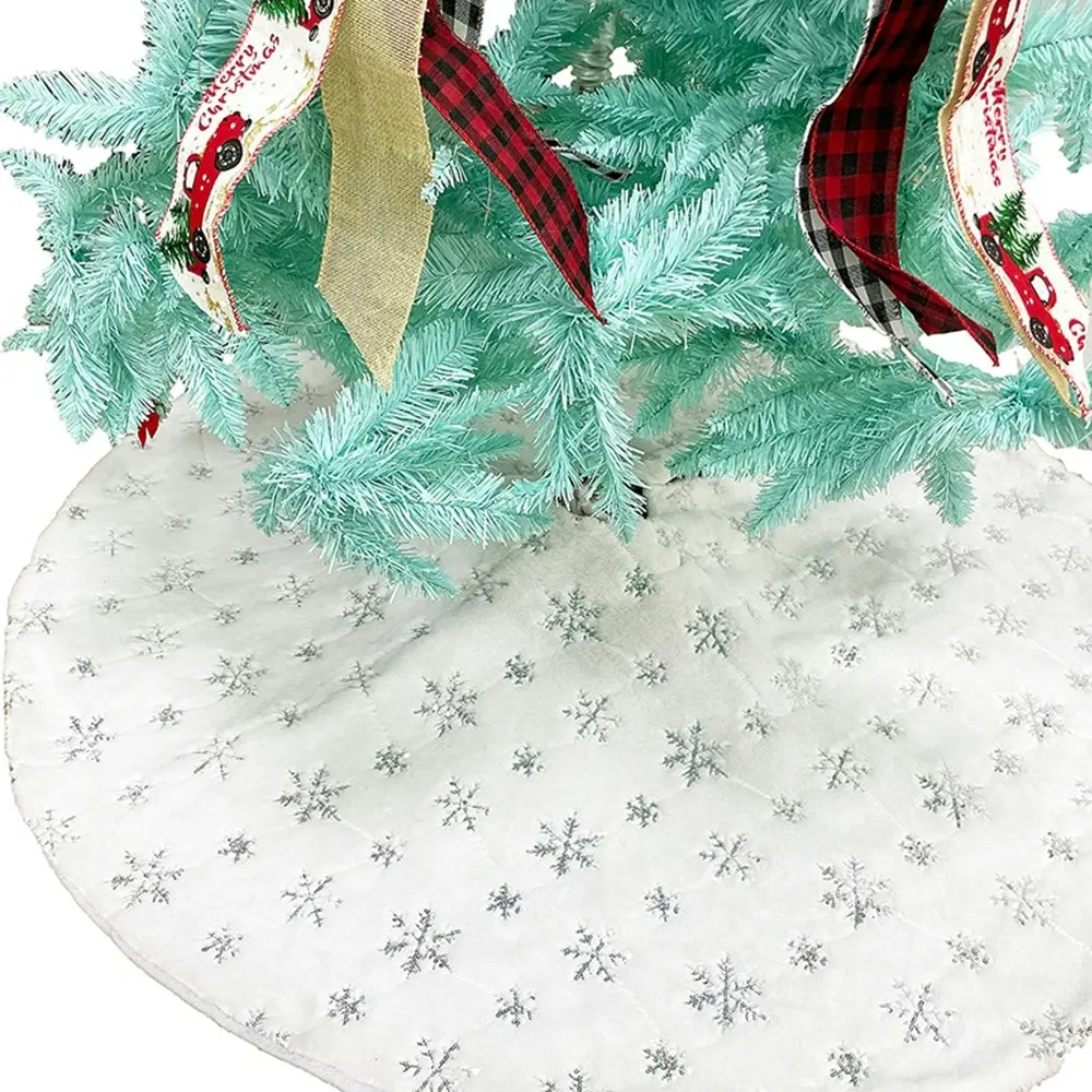 Short Plush Christmas Tree Skirt  Decoration with Sequin Snowflake Embroidery