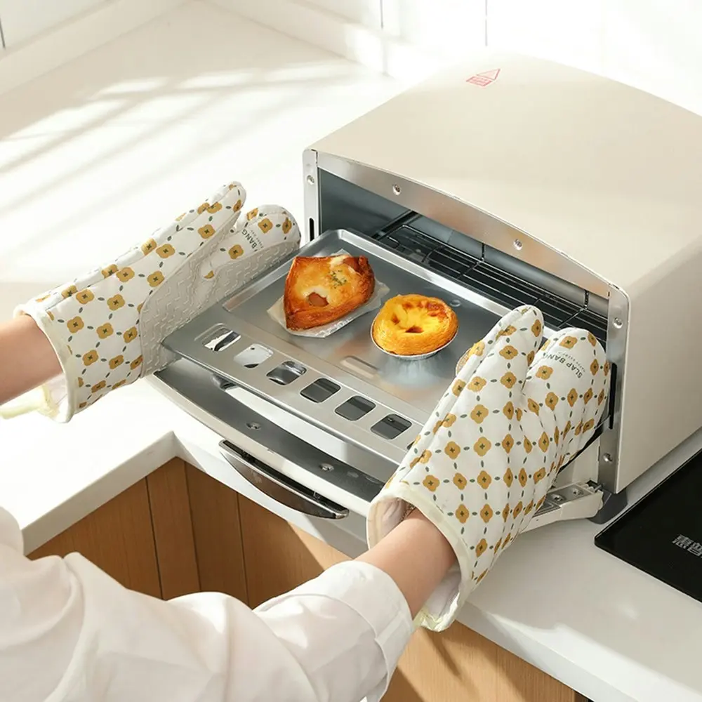 1pairs Oven Gloves Anti-scalding Gloves Microwave Insulating Gloves Baking Tools