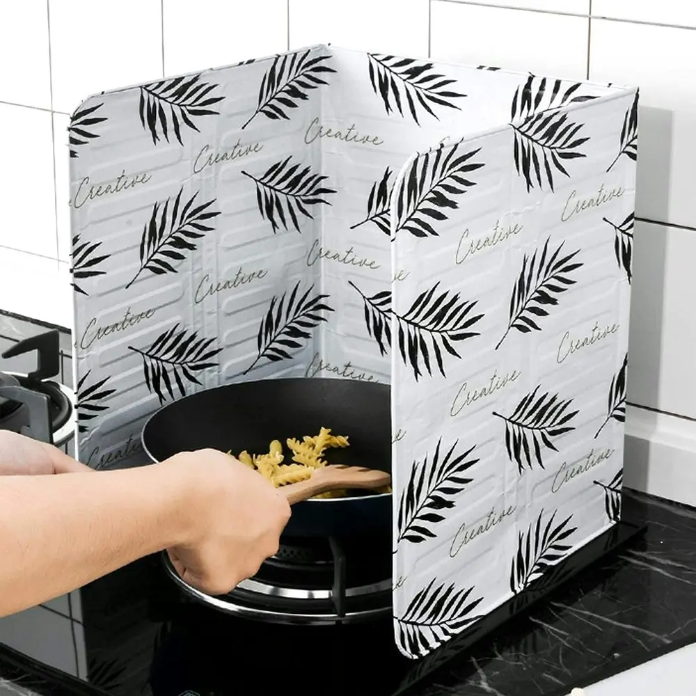 2 Pcak Foldable Kitchen Gas Stove Baffle Plate Kitchen Frying Pan Oil Splash Protection Screen