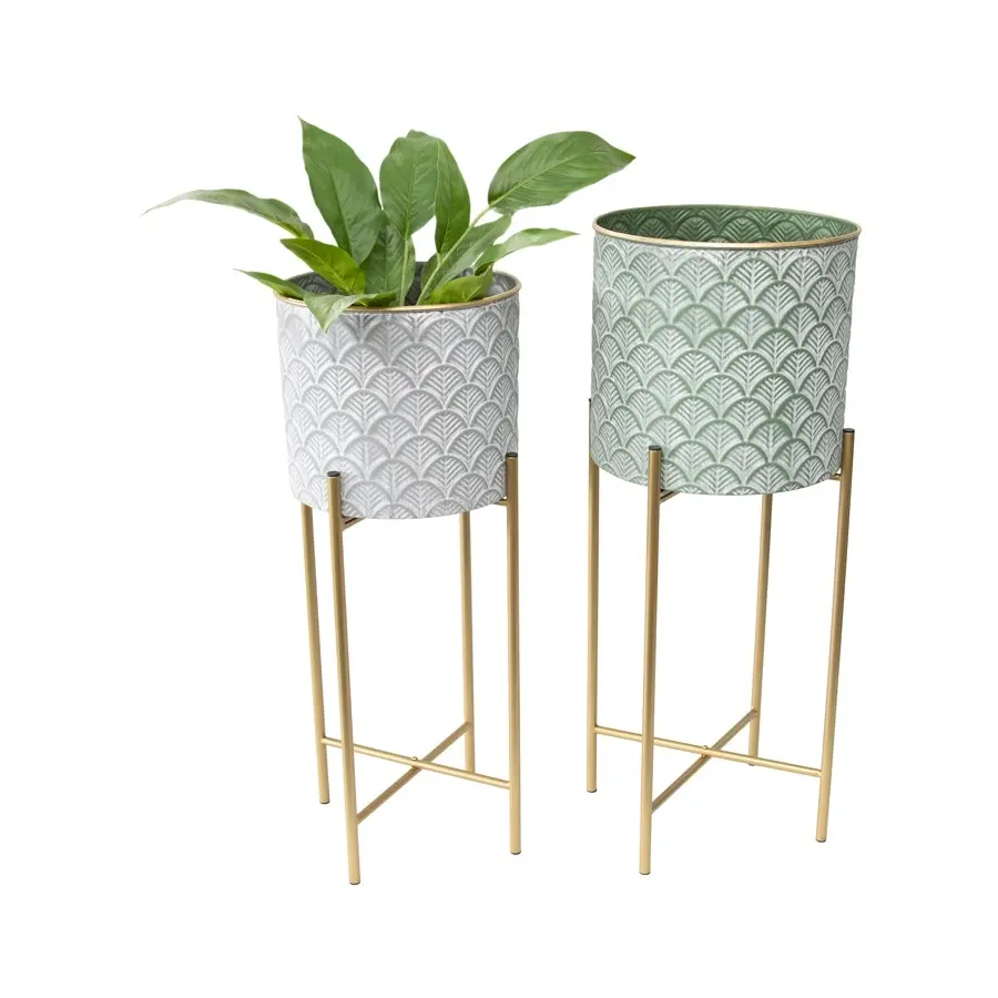 Willow & Silk Nested Metal 71cm Set of 2 Stilted Fan Garden Pot/Planters