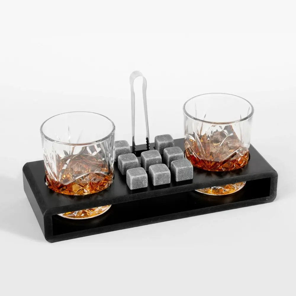 Refined Gifts Whiskey Station With 2 Crystal Glasses