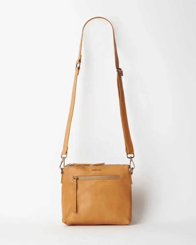 JUJU & CO Large Essential Pouch Tan