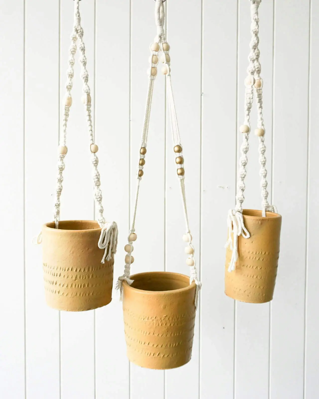 Rayell Large Lacey Hanging Pot/Planter Home Decor/Display Mustard 10x18.5x10cm