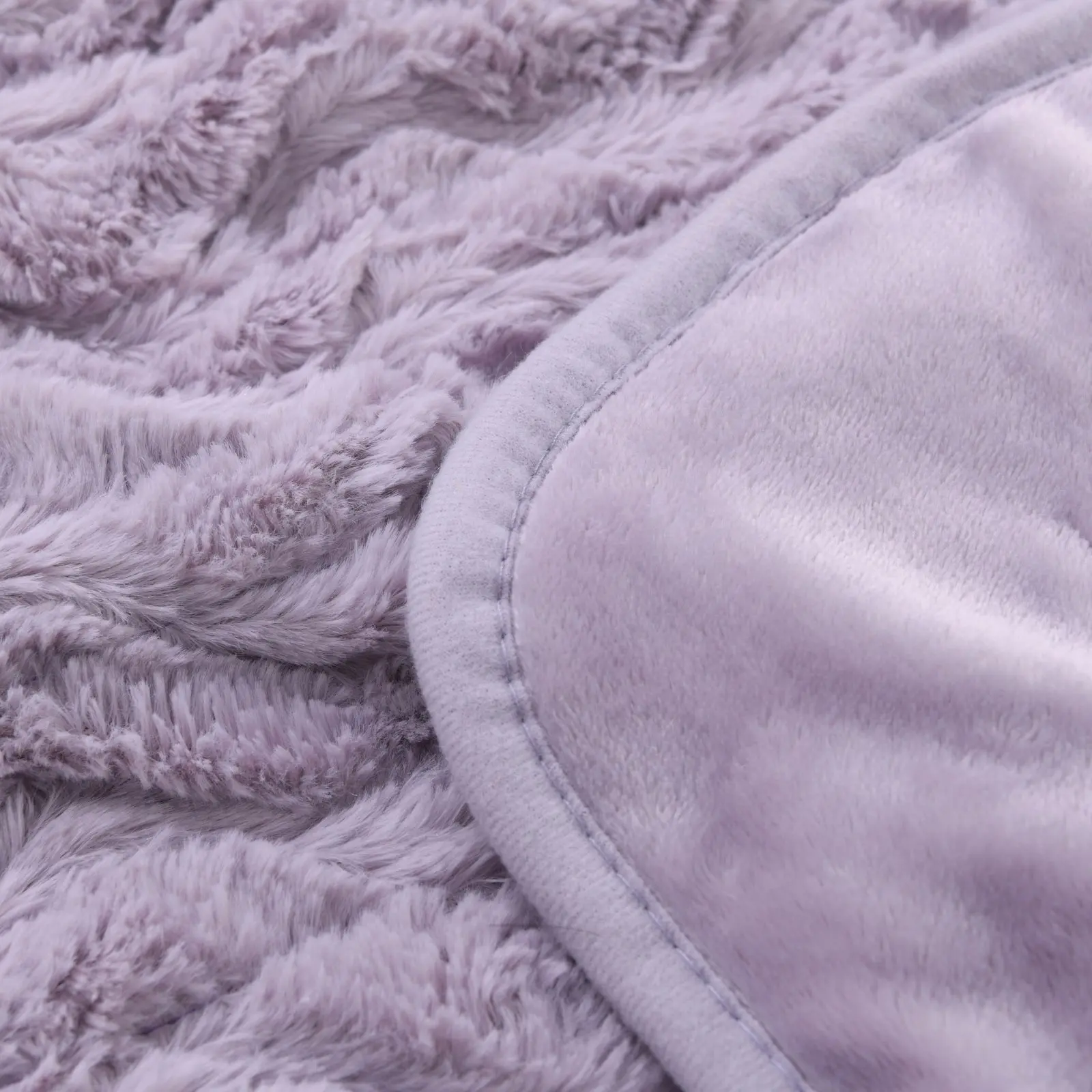 Dreamaker 500gsm Faux Fur Heated Throw Lavender 200 x 180cm