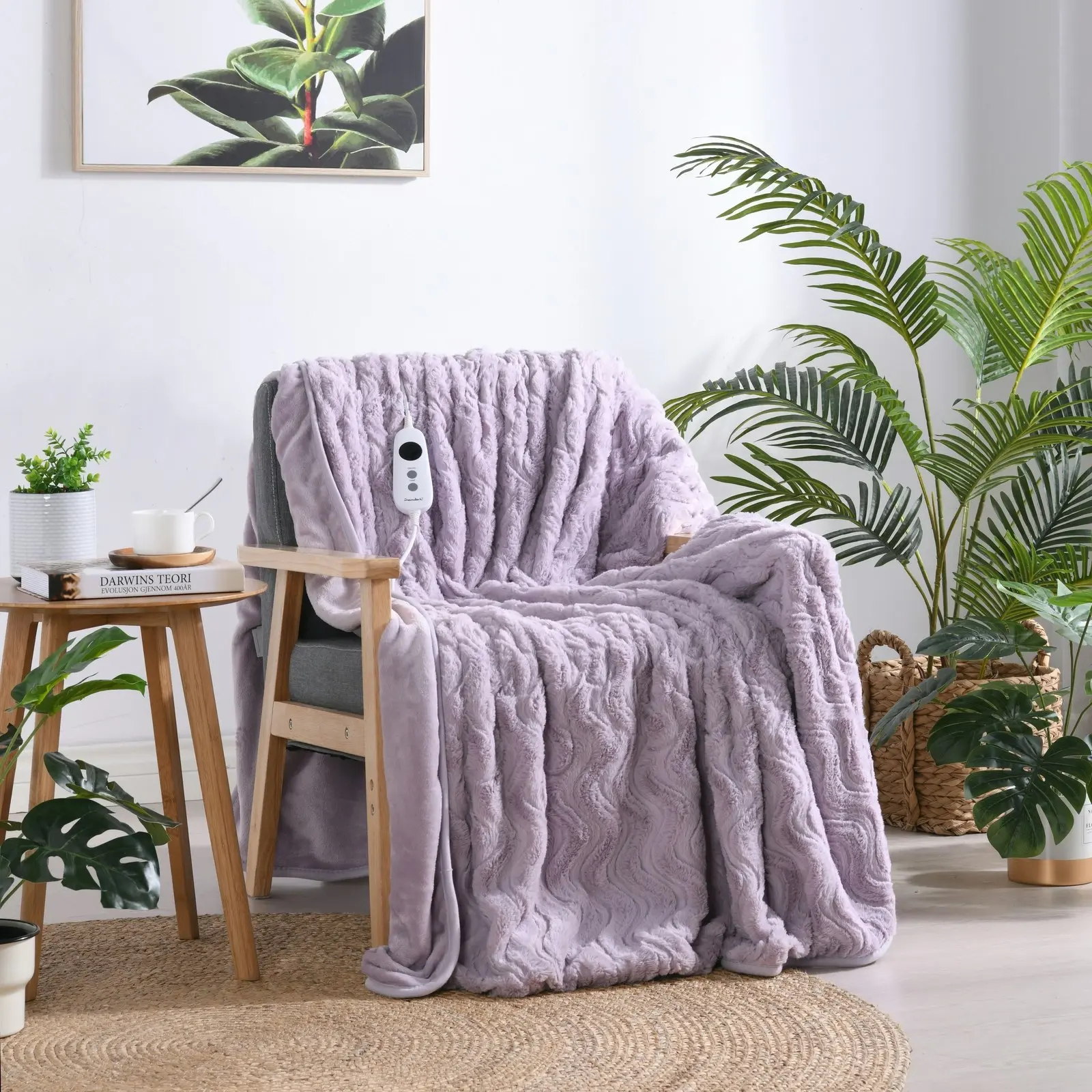 Dreamaker 500gsm Faux Fur Heated Throw Lavender 200 x 180cm