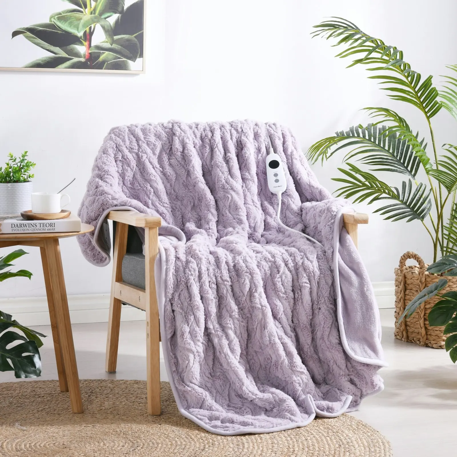 Dreamaker 500gsm Faux Fur Heated Throw Lavender 200 x 180cm