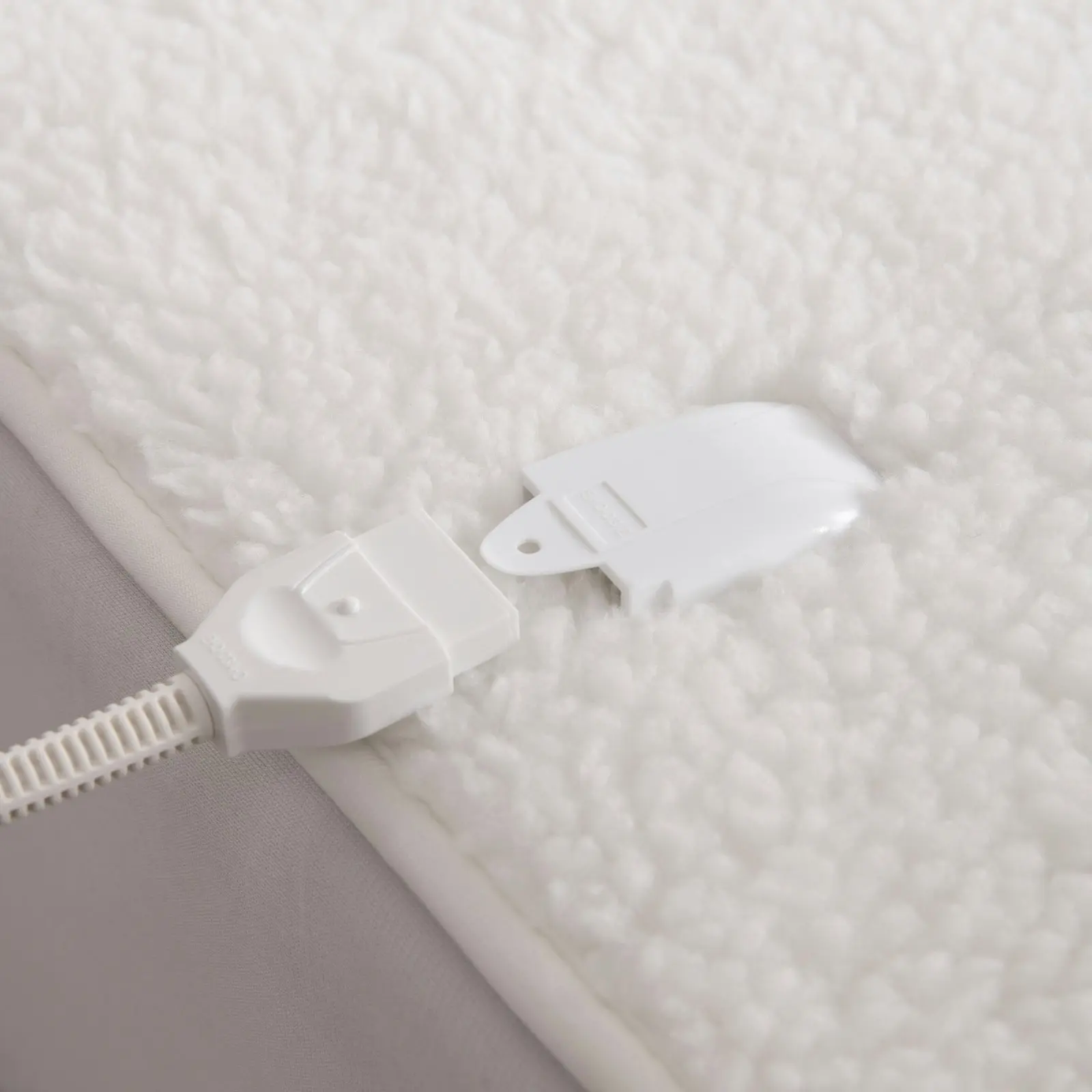 Dreamaker 350 Gsm Fleece Top Electric Blanket King Single Bed