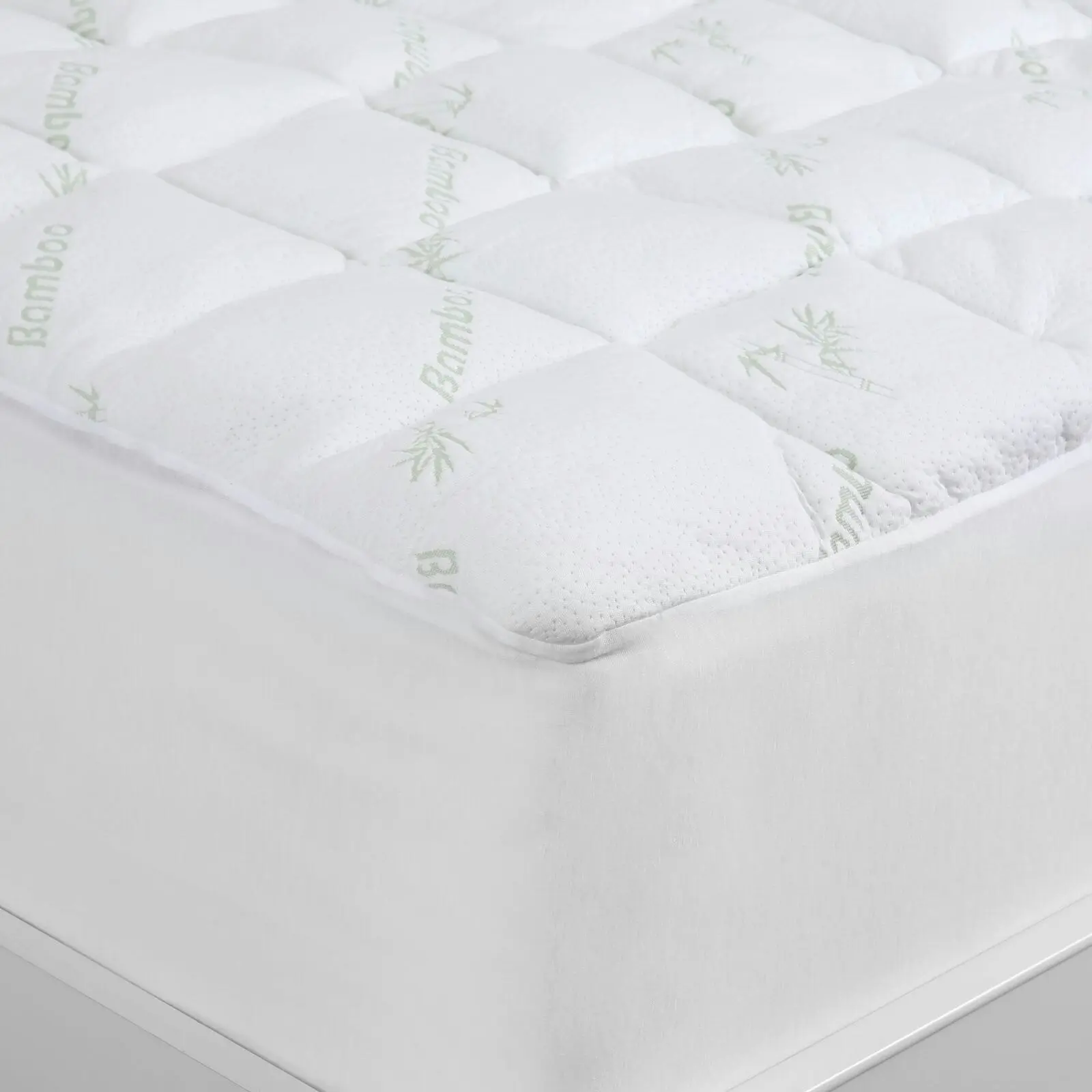 9009270 Dreamaker 1000GSM Bamboo Covered Ball Fibre Mattress Topper - Double Bed