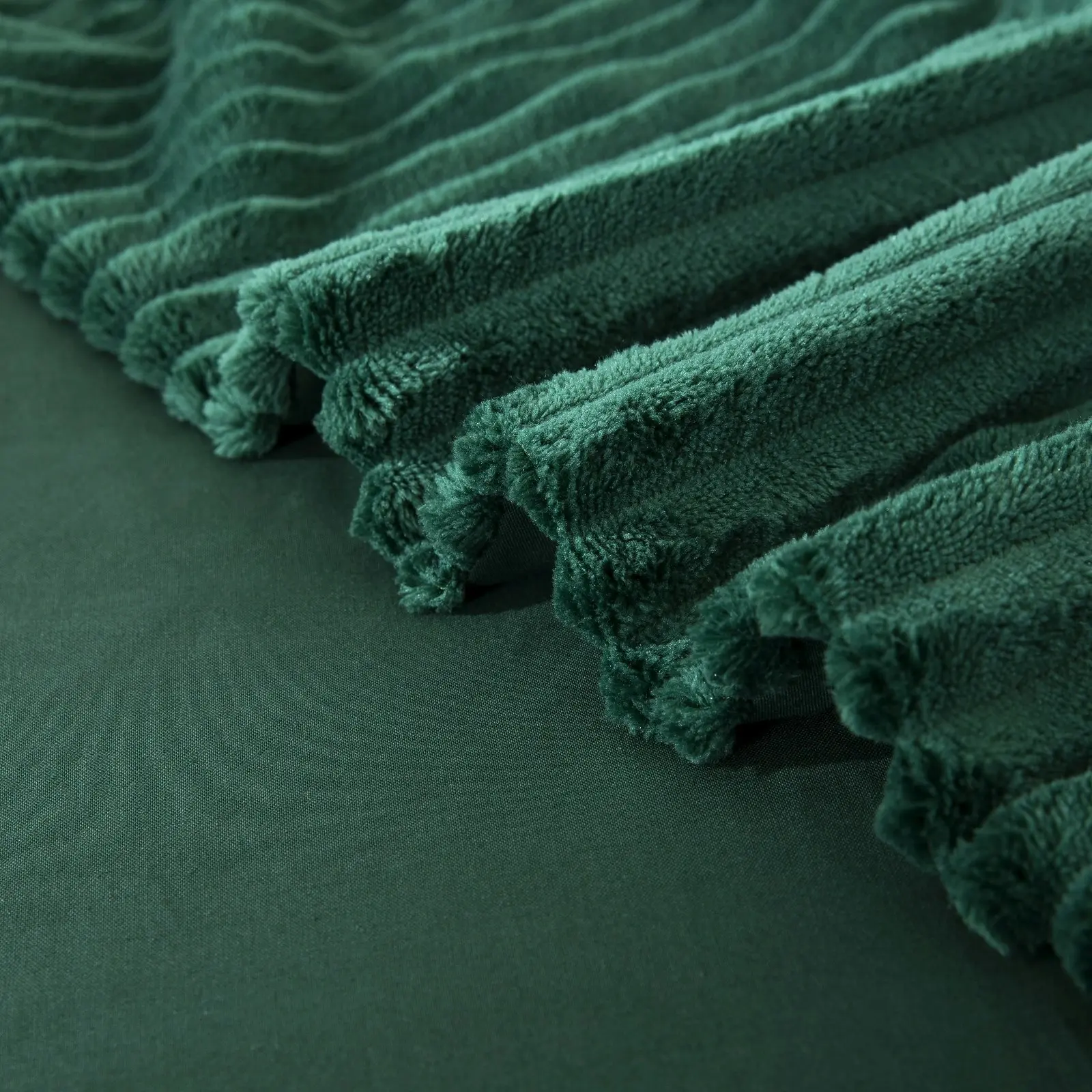 Dreamaker Embossed Teddy Fleece Quilt Cover Set Emerald