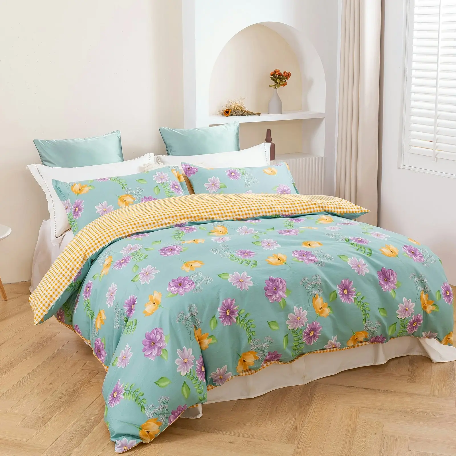 Dreamaker Zinnia 100% Cotton Reversible Quilt Cover Set Queen Bed