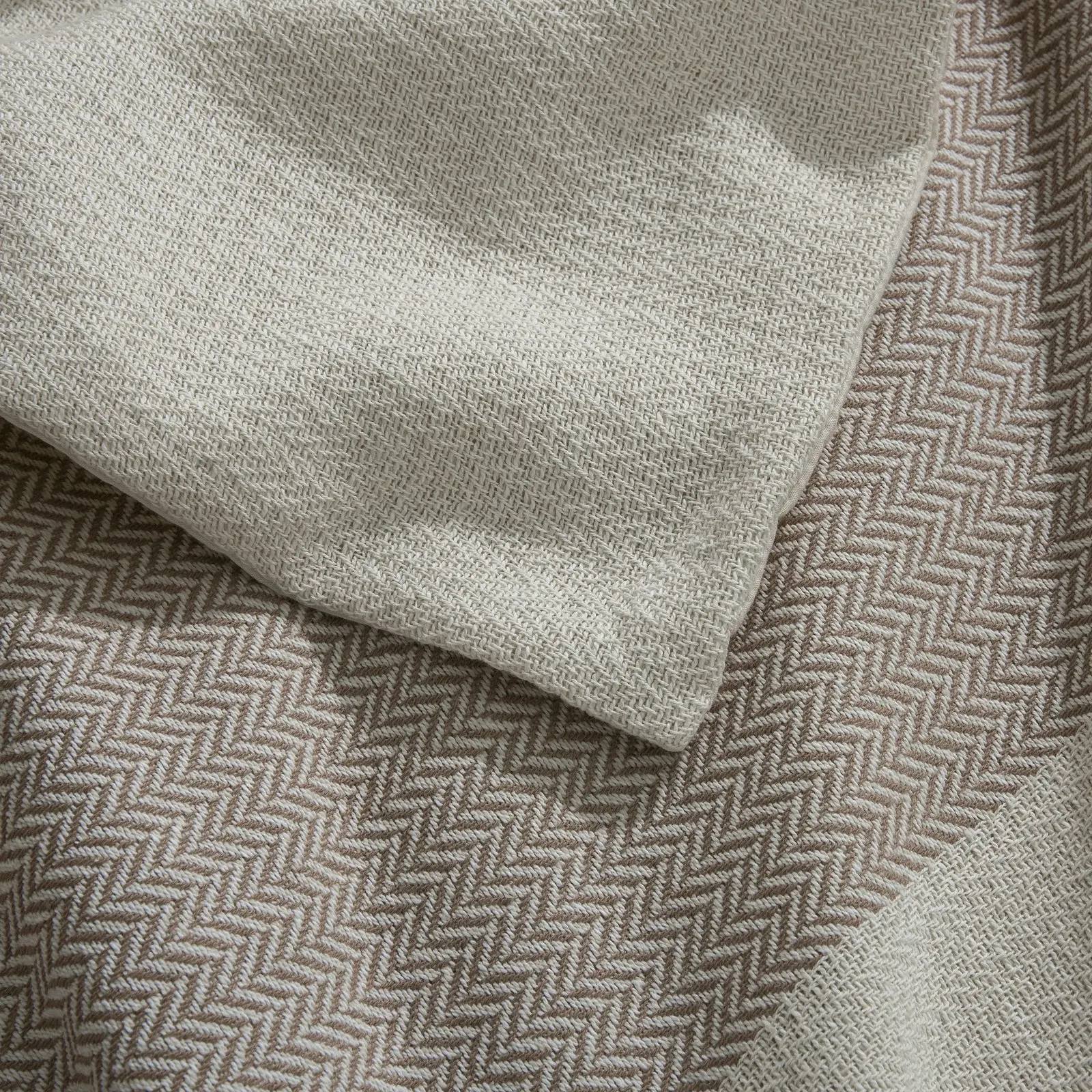 Dreamaker Herringbone 100% Cotton Quilt Cover Set Natural - Cream Queen Bed