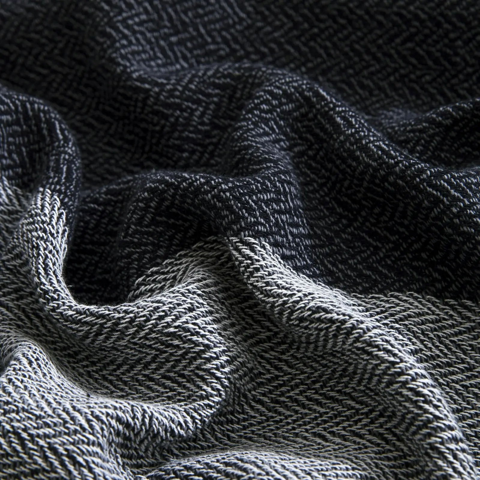 Dreamaker Herringbone 100% Cotton Quilt Cover Set Charcoal Grey King Bed