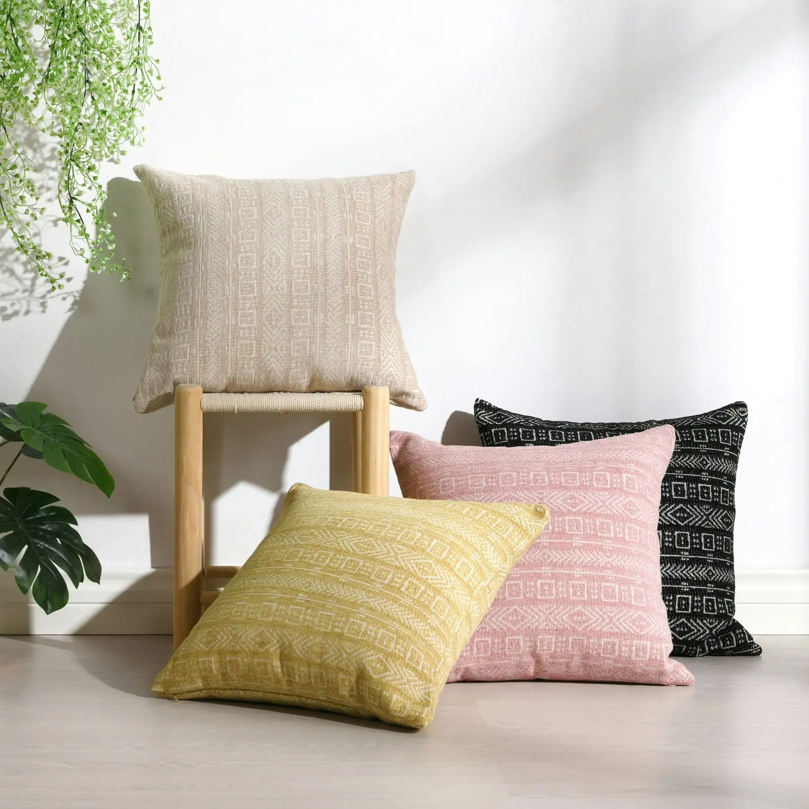 Cadence & Co. Antalya Chenille Cushion Pink 45x45cm