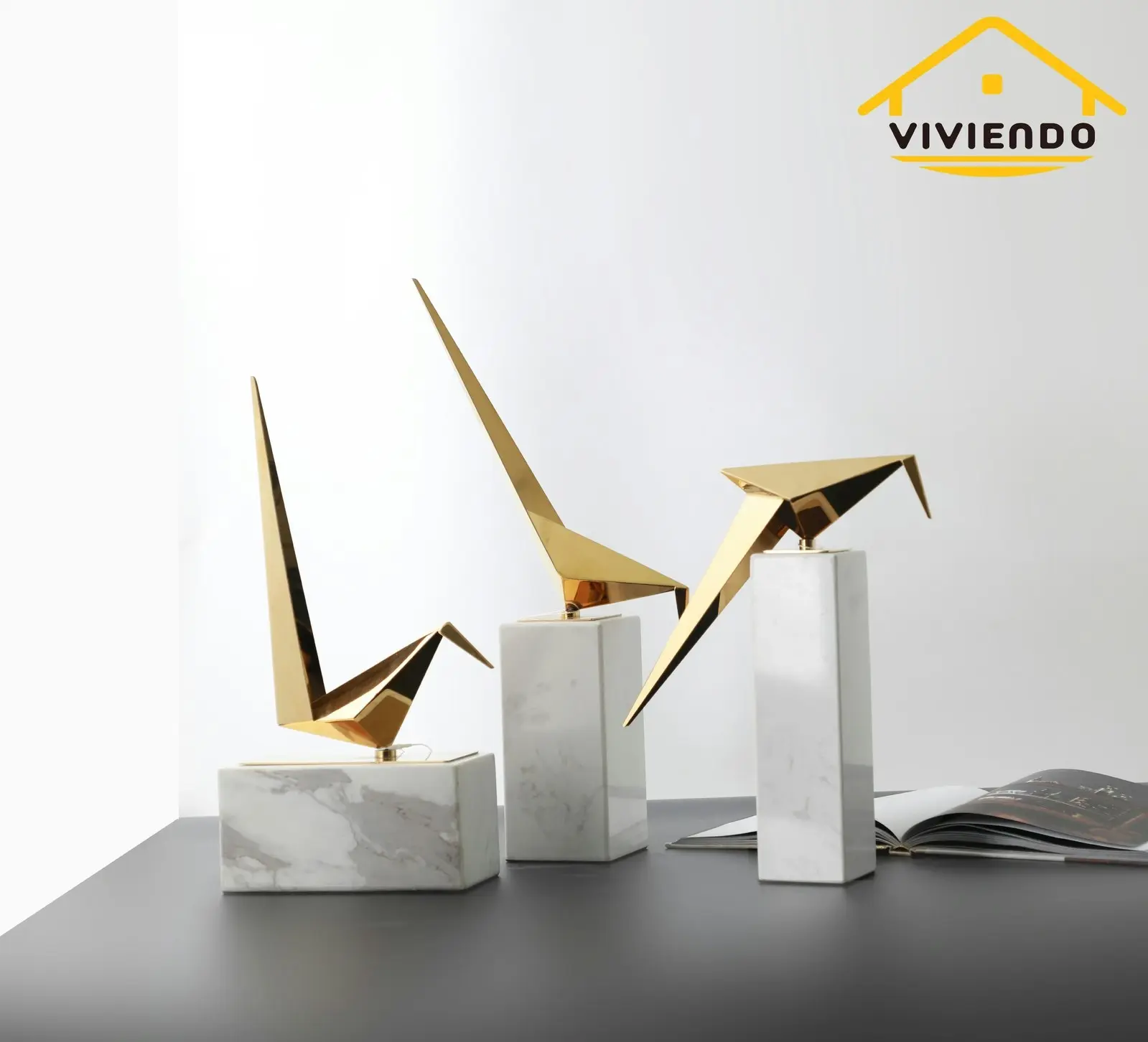 Viviendo Iconic Avian Plinth Art Sculpture in Marble & Stainless steel