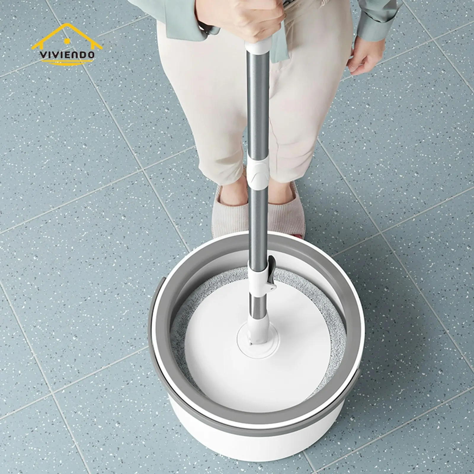 Self Wringing Spin Mop Bucket Set with Extendable Handle 360Â° Swivel and 2x Microfibre Mop Heads - Classic