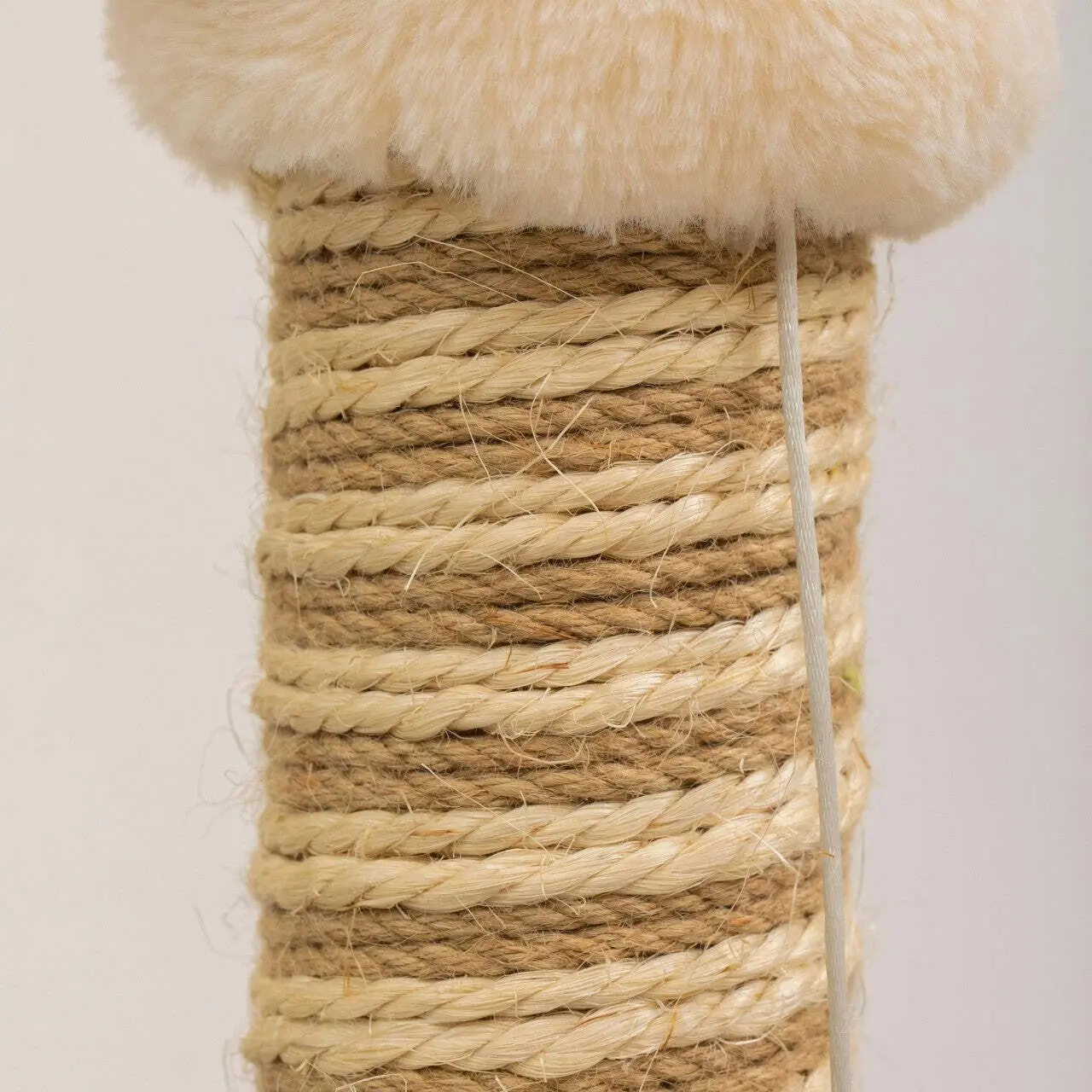 Furbulous Giraffe Cat Scratching Post Sisal Vertical Cat Scratcher Toy