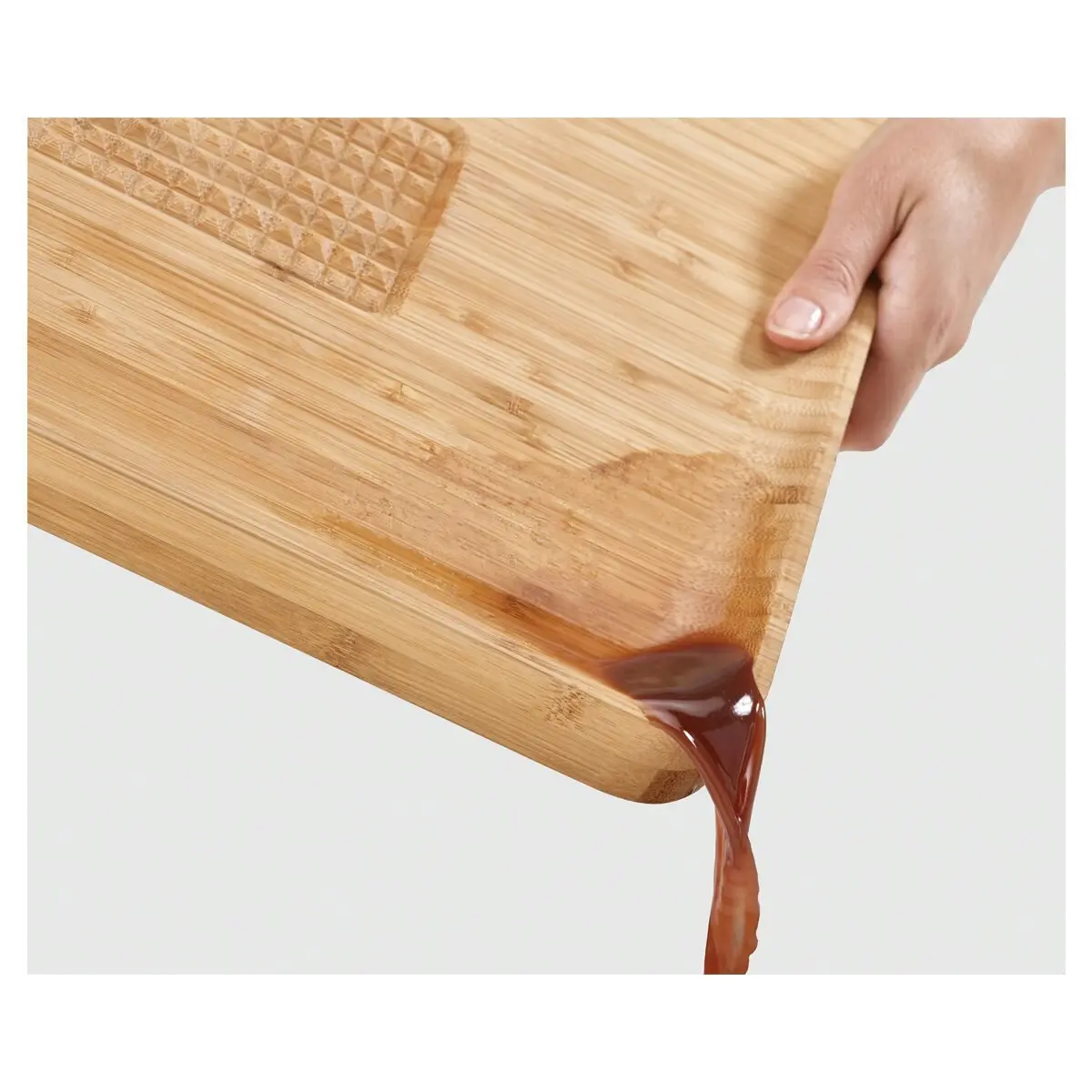 Joseph Joseph Cut and Carve Bamboo Chopping Board