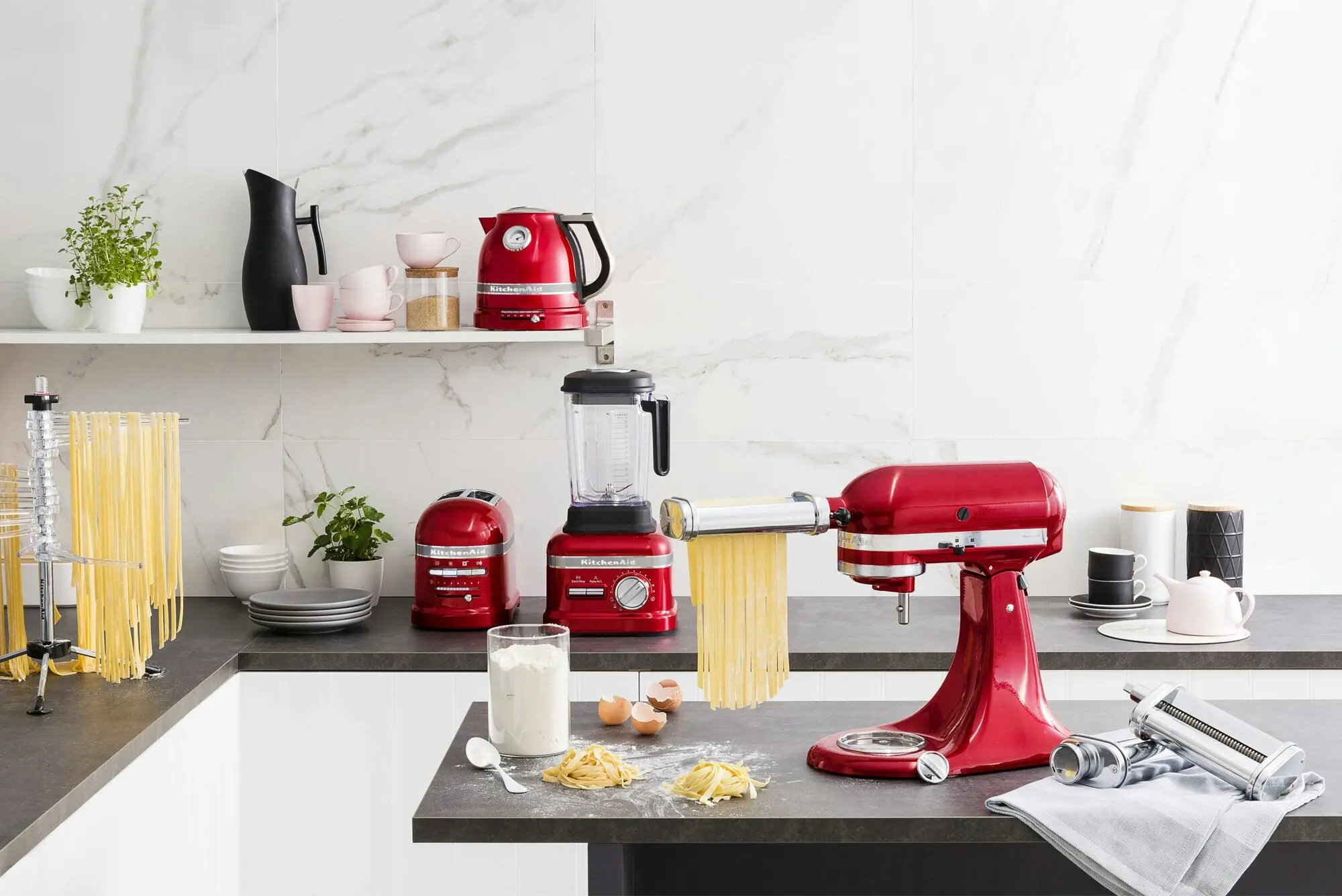 KitchenAid Pro Line Blender Candy Apple Red