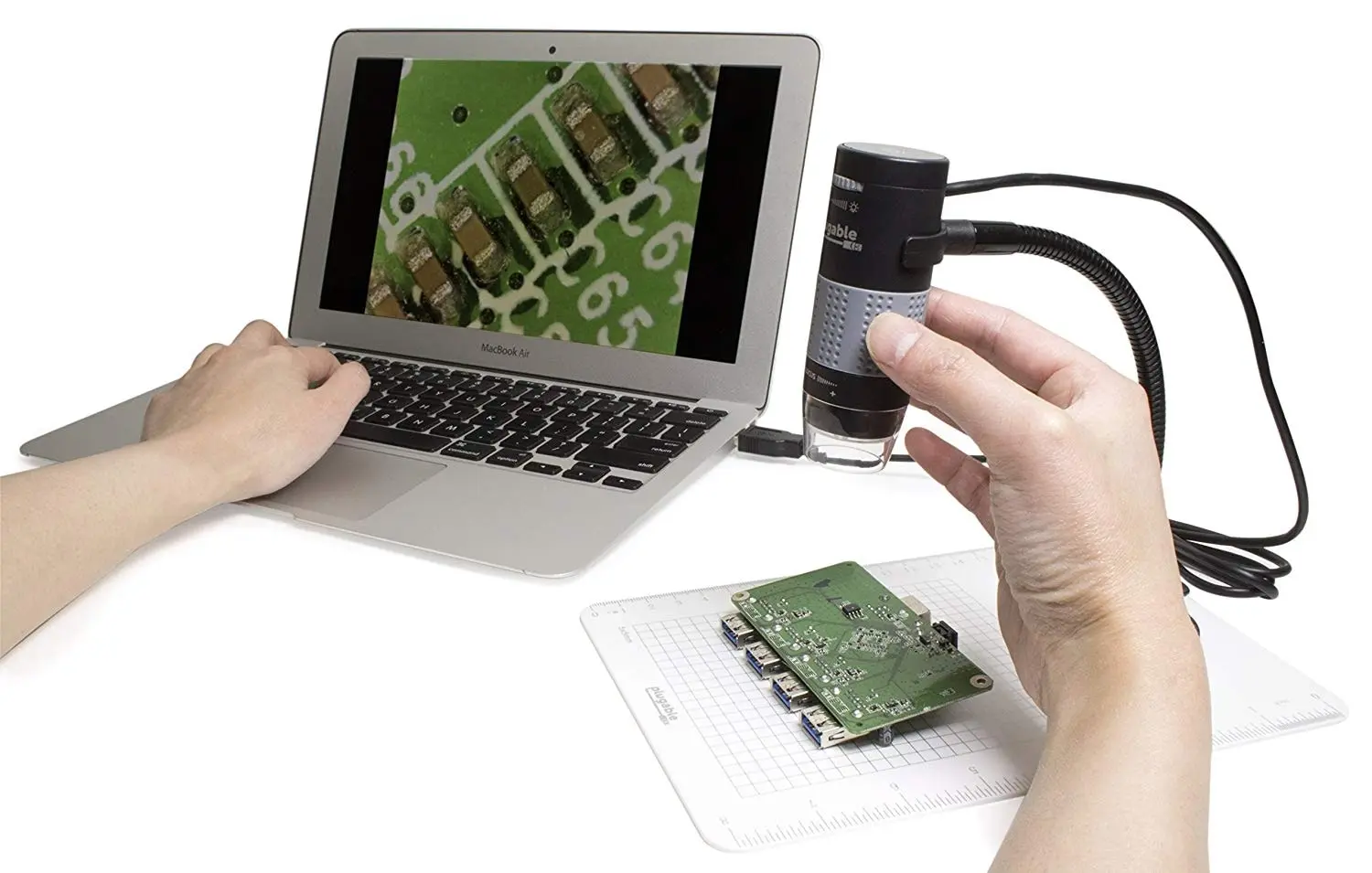 Plugable USB 2.0 Digital Microscope with Flexible Arm Observation Stand for Windows, Mac, Linux (2 MP, 250x Magnification).