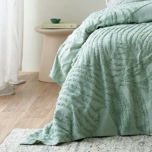 Bianca Bedding Foliage Bedspread Set