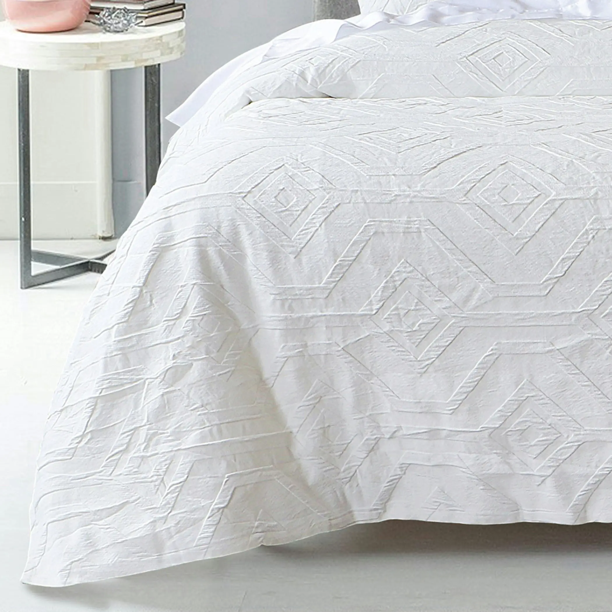 Bianca Bedding Kora White Polyester Jacquard Quilt Cover Set