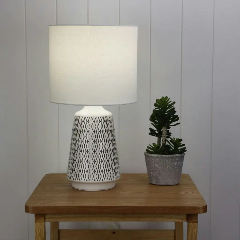 MOANA Ceramic Table Lamp with Shade White