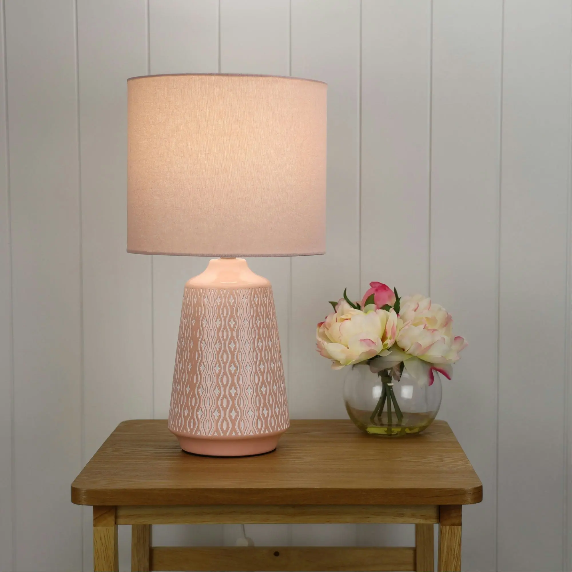 MOANA Ceramic Table Lamp with Shade Pink