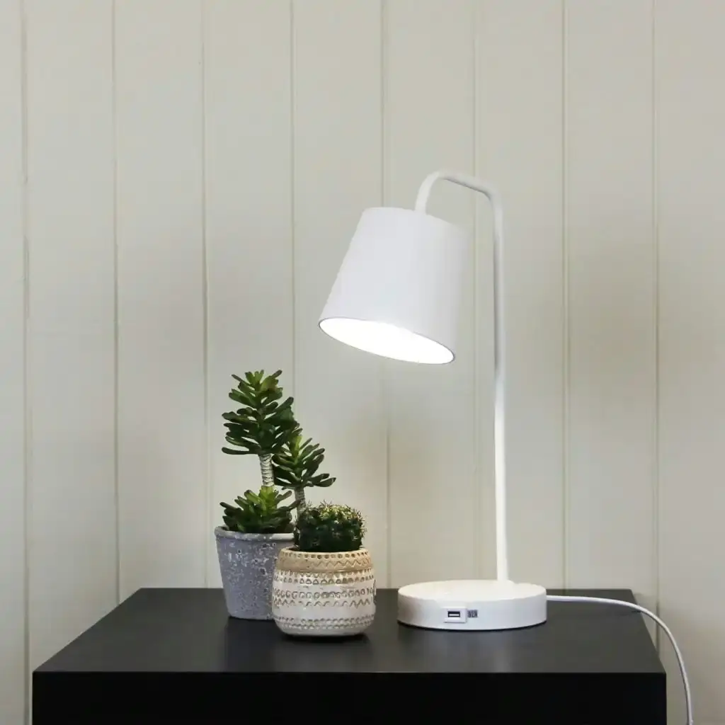 HENK White Metal Desk Lamp with USB Socket