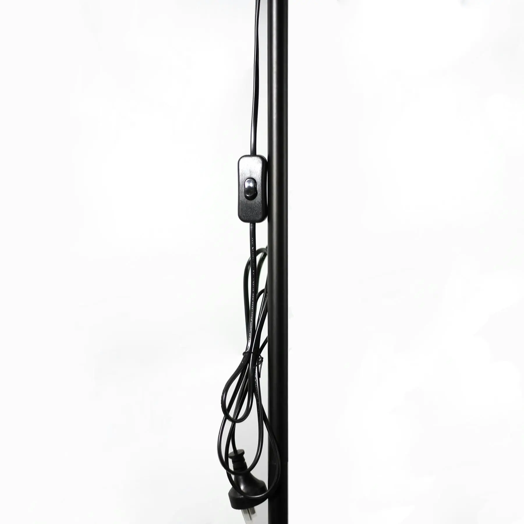 Ora Floor Lamp