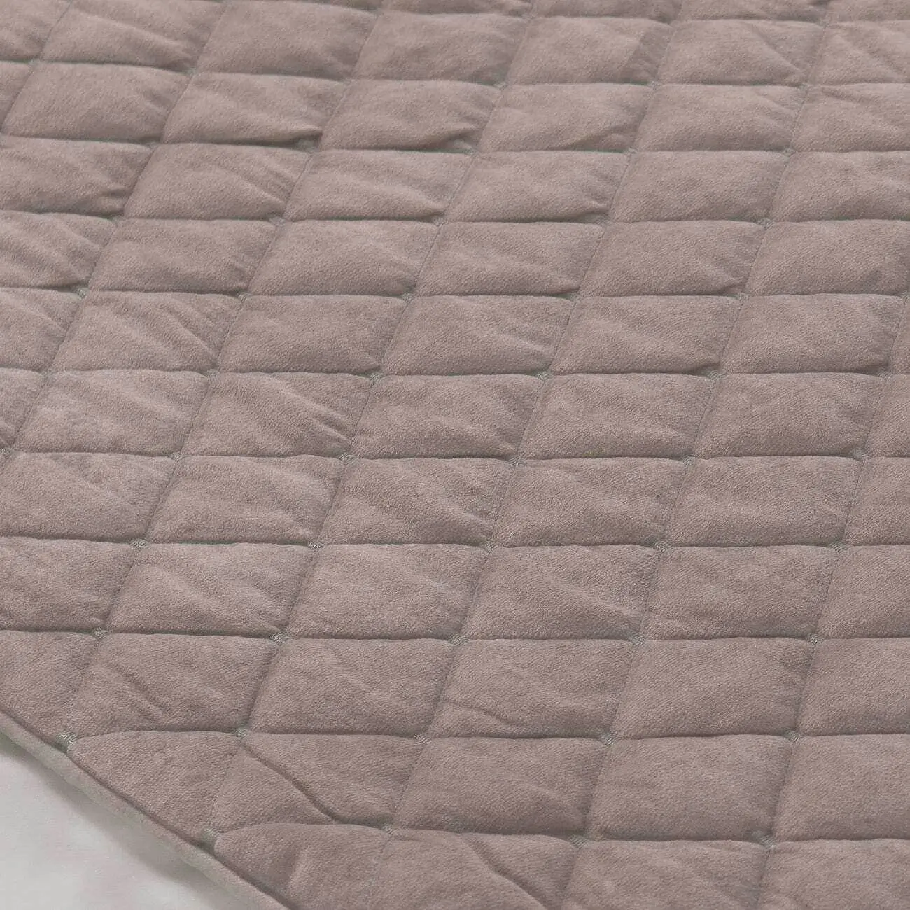 Gregory Quilted Bedrunner - Linen