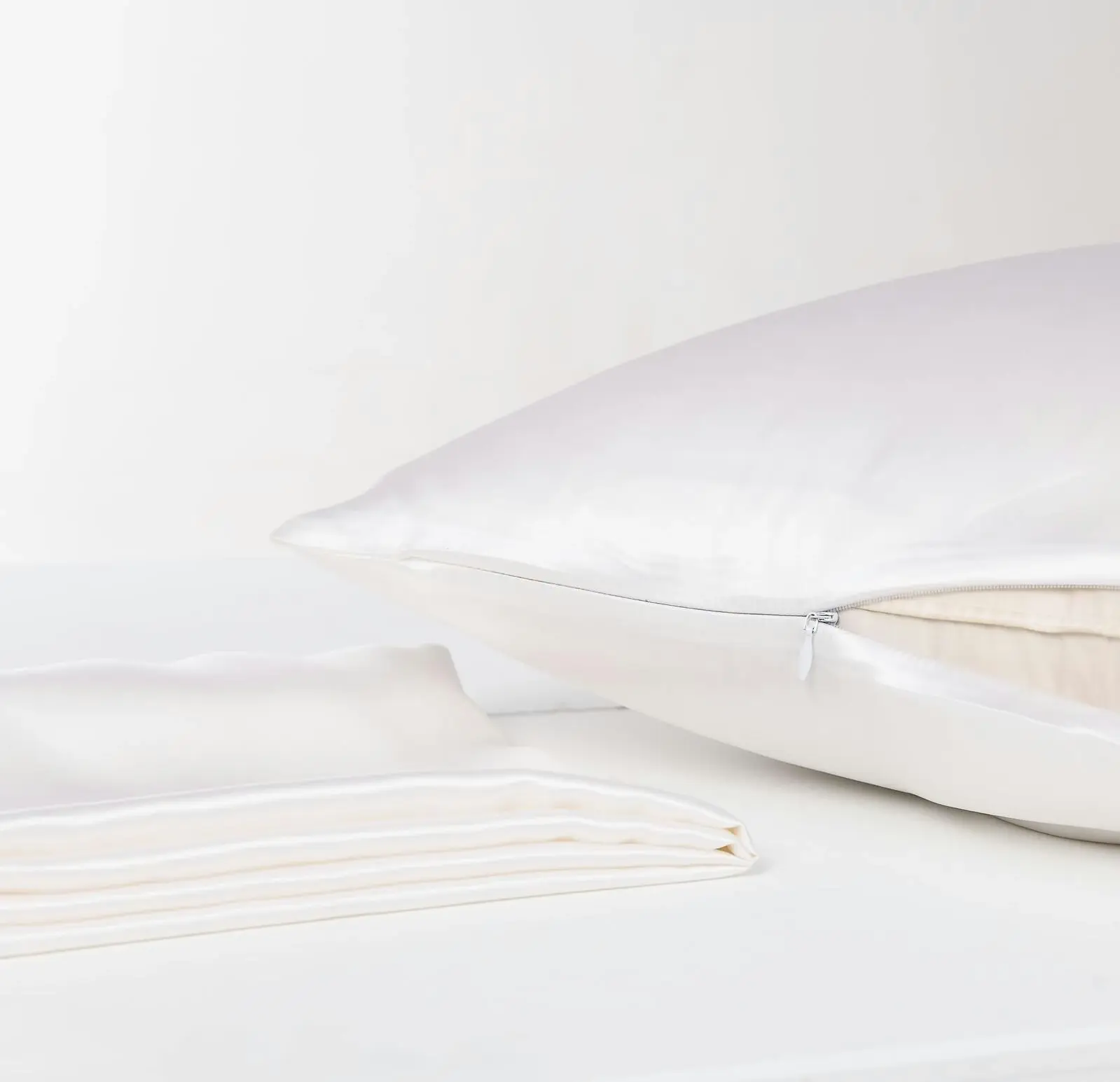 Silk Pillowcase White