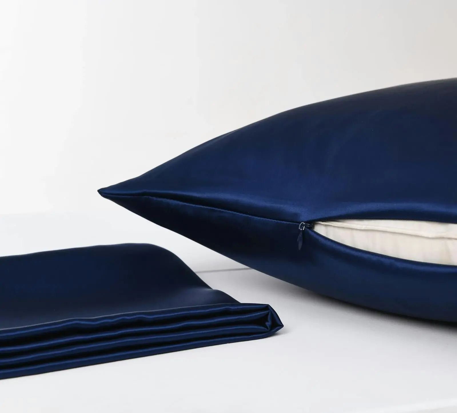 Silk Pillowcase Navy