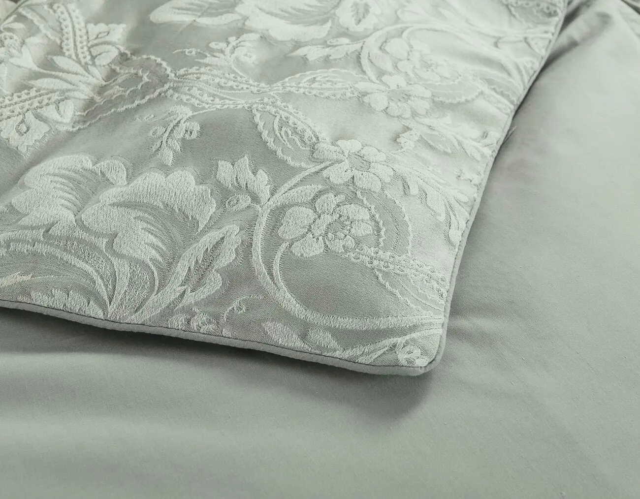 Gianna Grey Quilt Cover Set