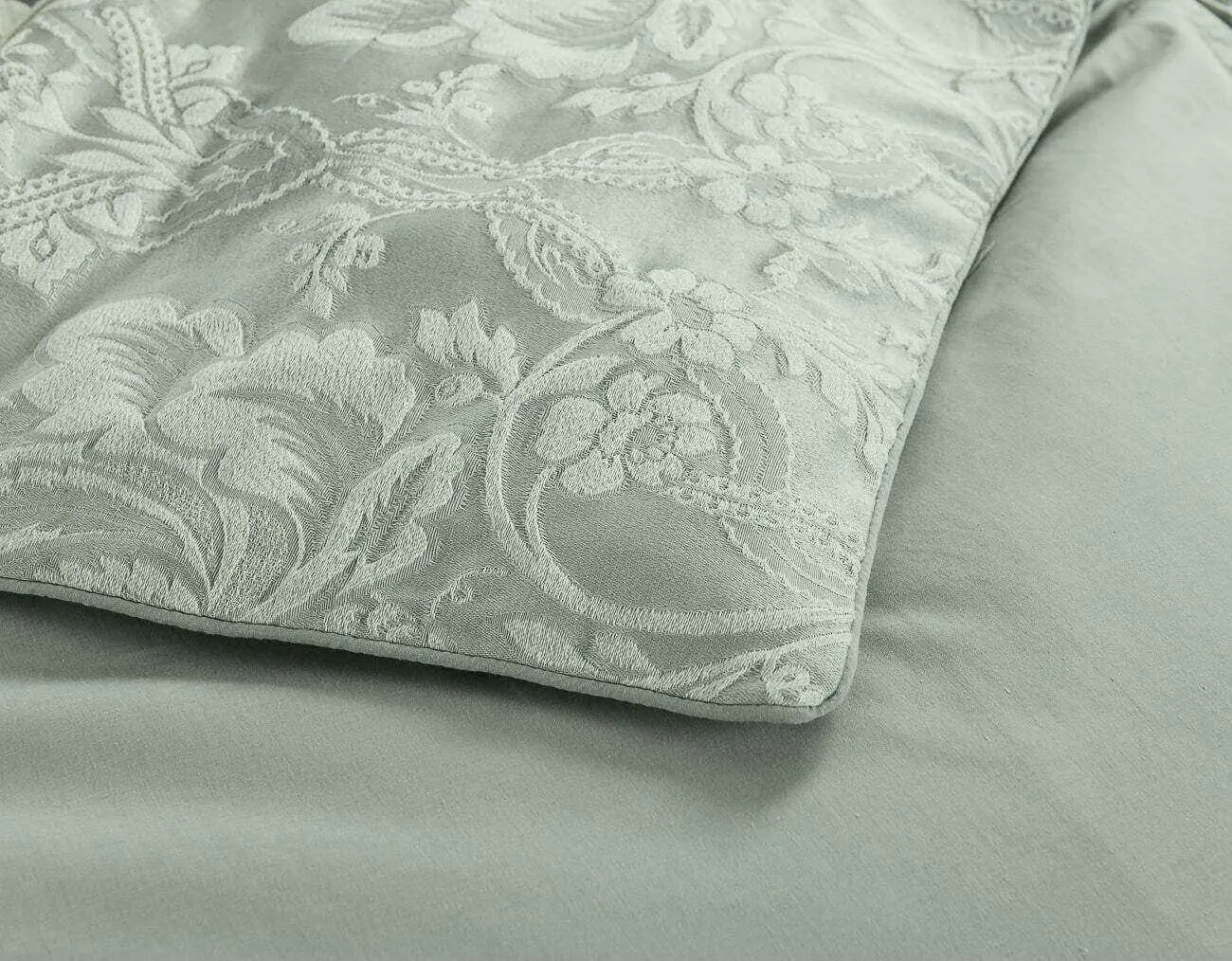 Gianna Grey Quilt Cover Set