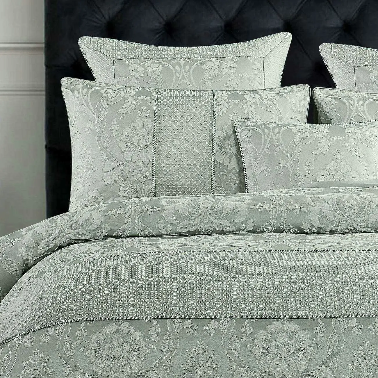 Gianna Grey Quilt Cover Set