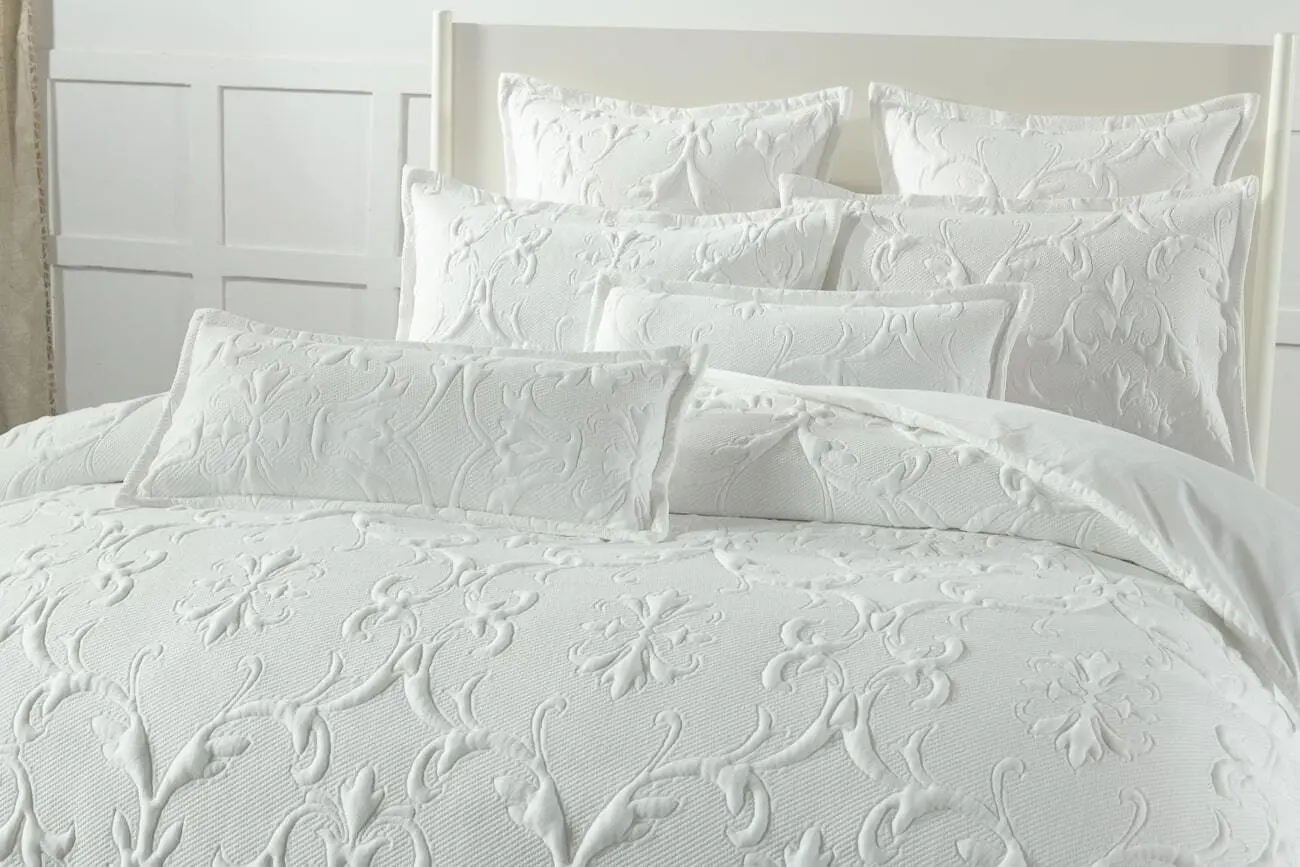 Rachele White Quilt Cover Set