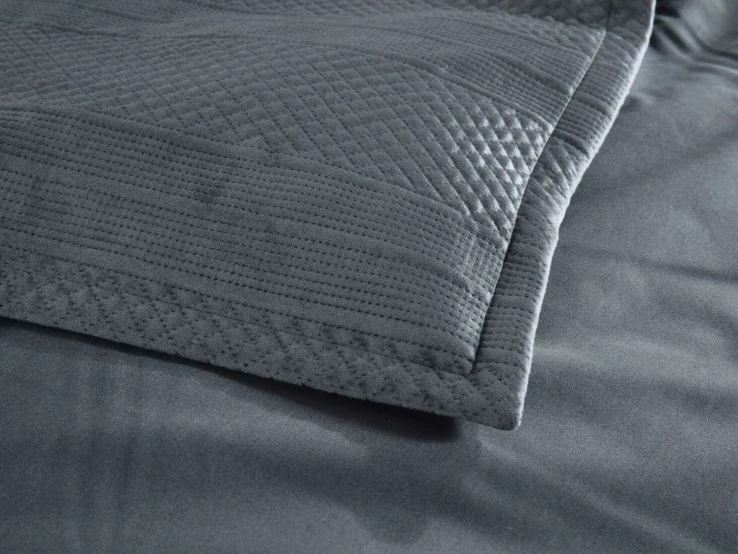 Emma Quilt Cover Set Charcoal