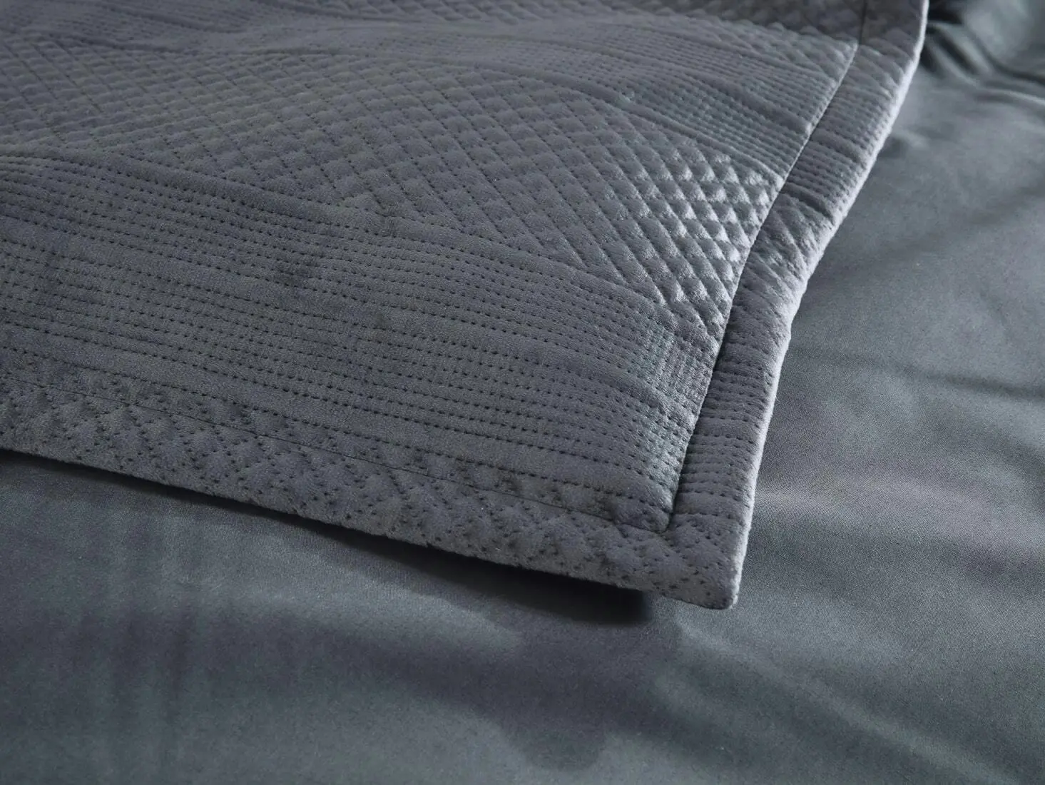 Emma Quilt Cover Set Charcoal