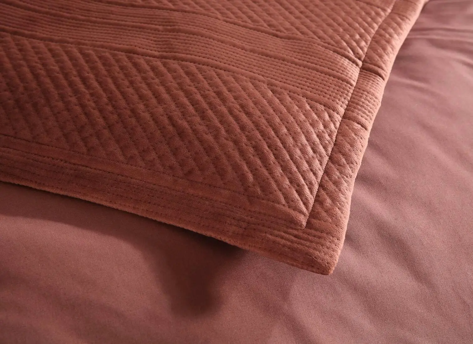 Emma Quilt Cover Set Rust