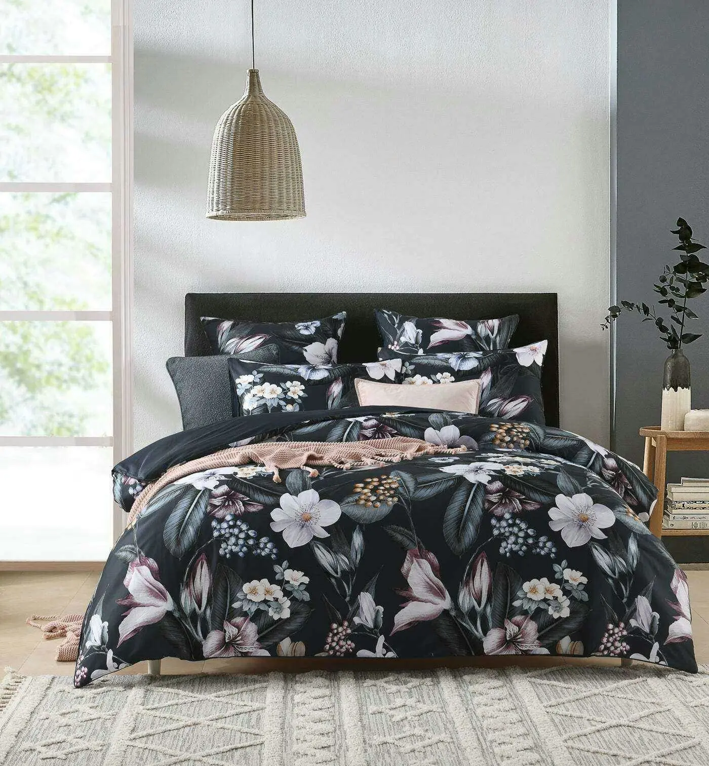 Dakota Black Quilt Cover Set