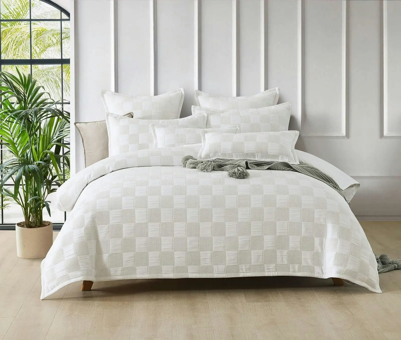 Nyle Quilt Cover Set