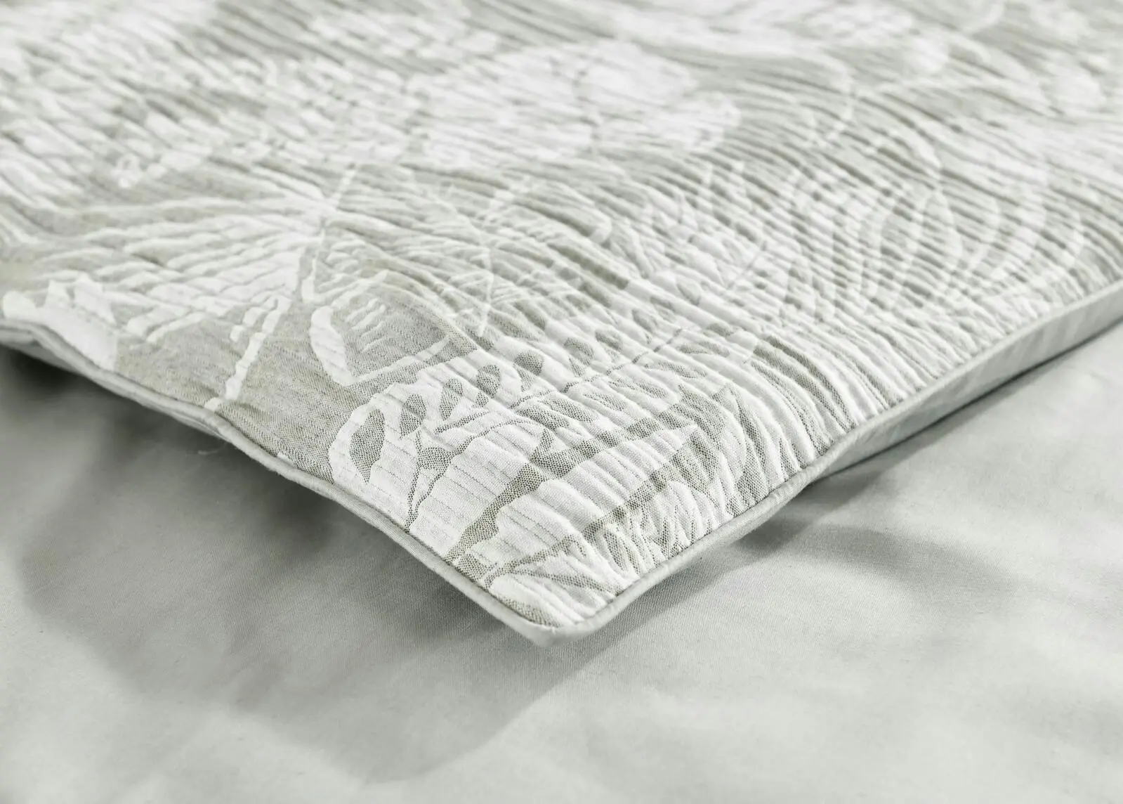 Danya Forest Quilt Cover Set