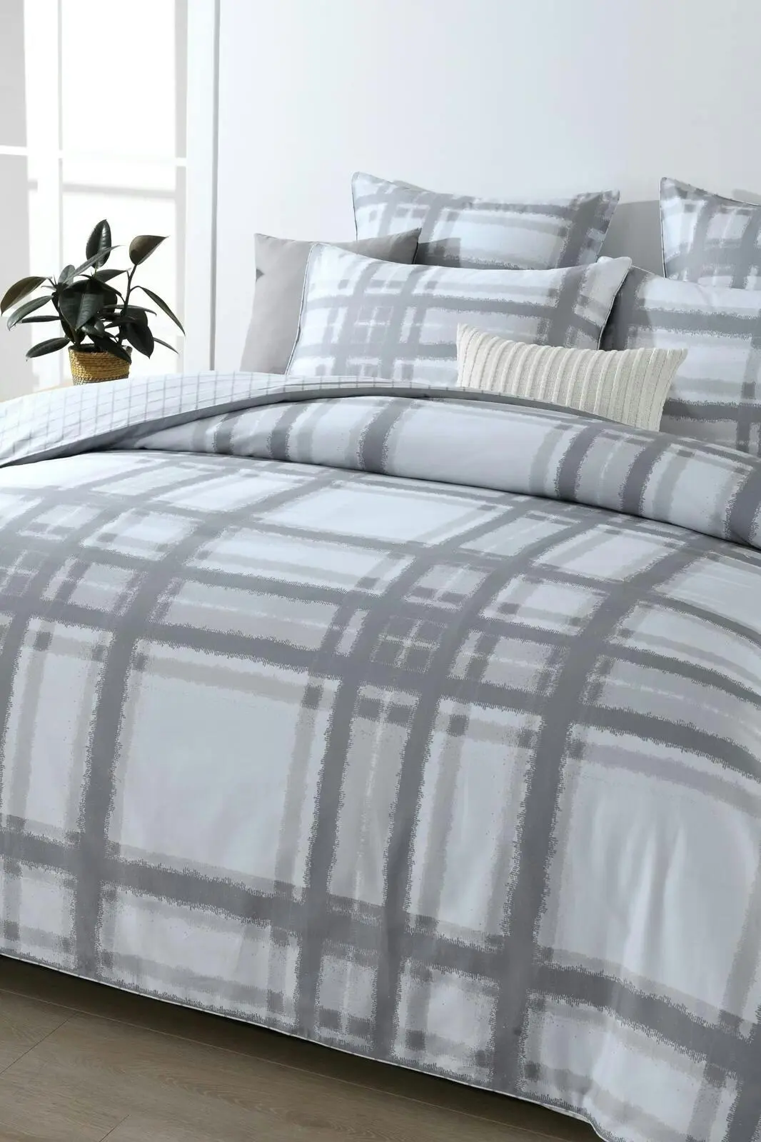 Maverick Grey Quilt Cover Set