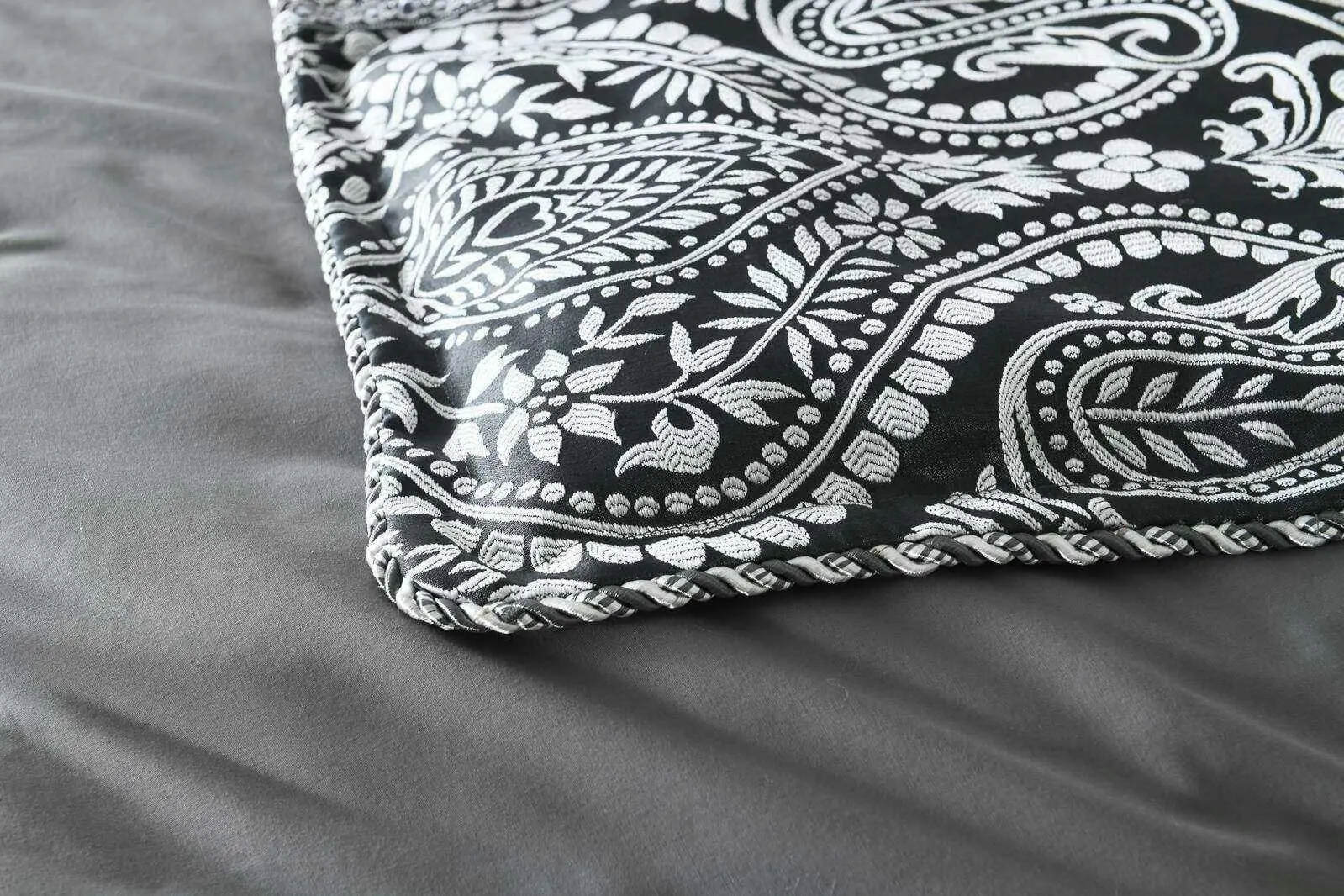 Camille Quilt Cover Set