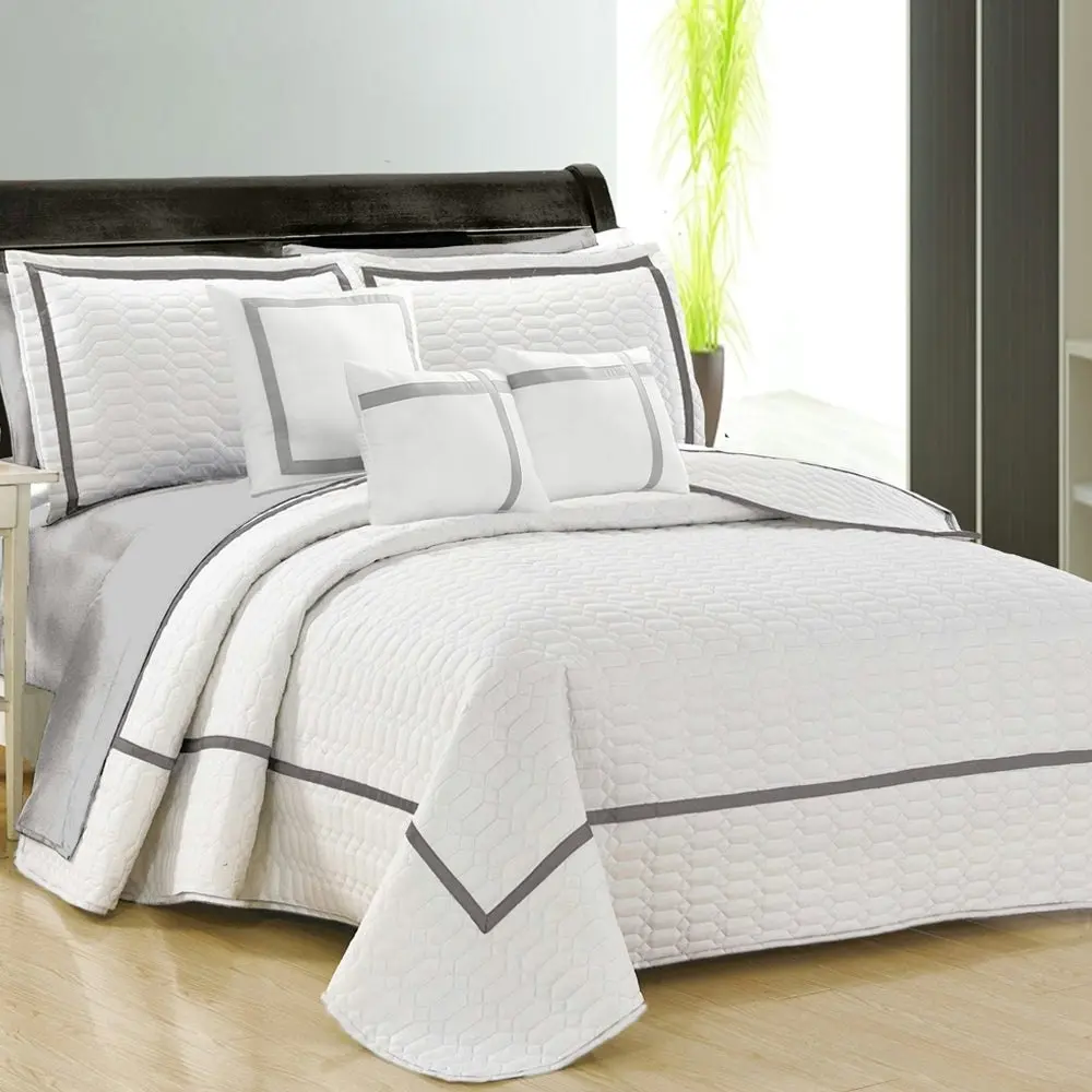 Home Fashion 6 Piece Two-tone Embossed Comforter Set