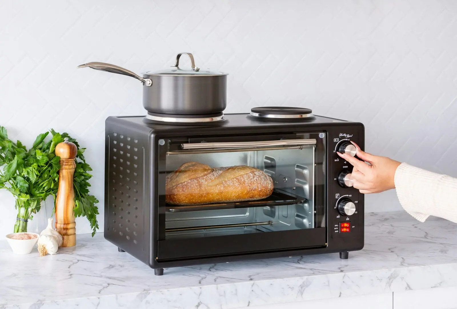 Portable Oven with Rotisserie Cooking, 34L Capacity, 2400W